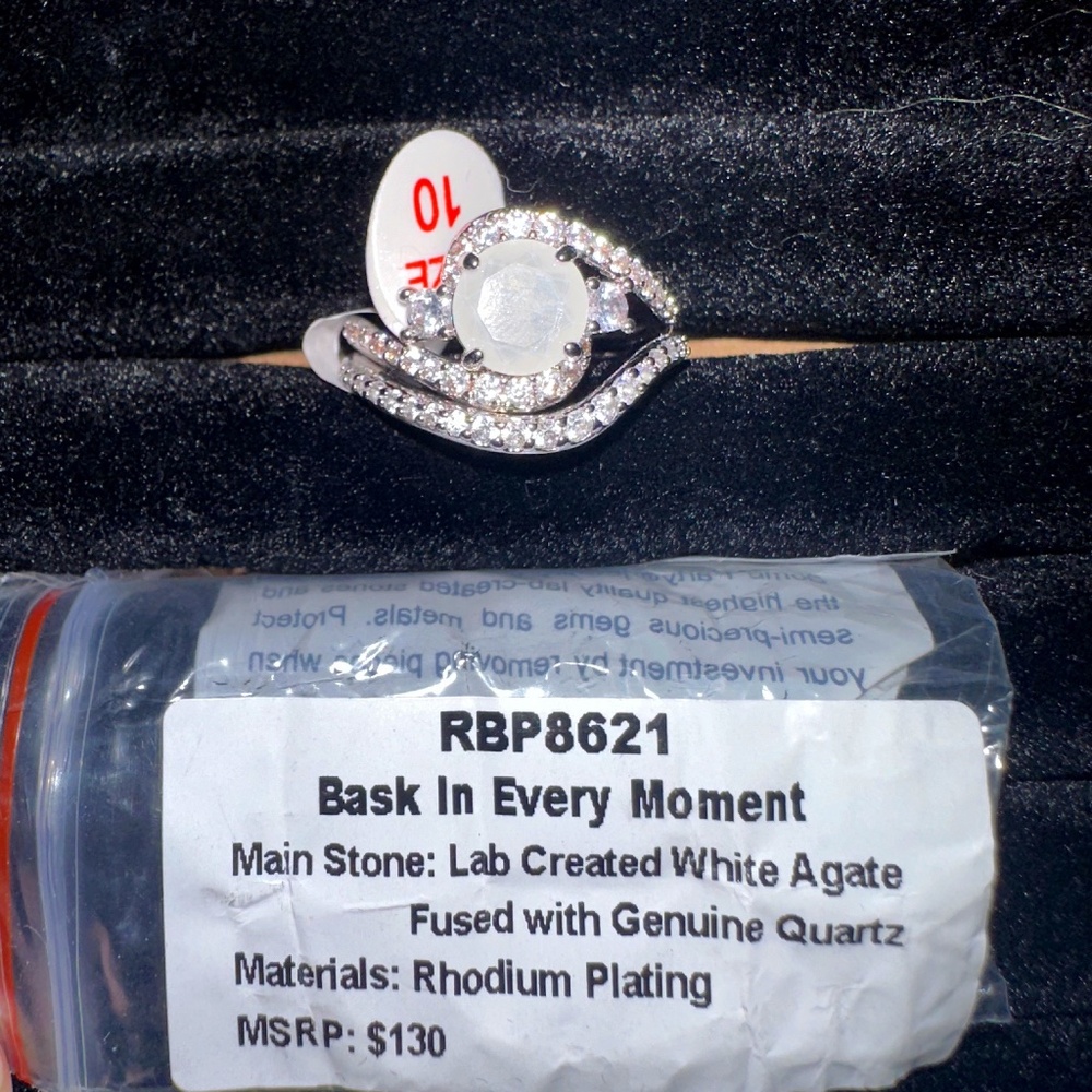 Bomb Party White Agate Ring Size 10